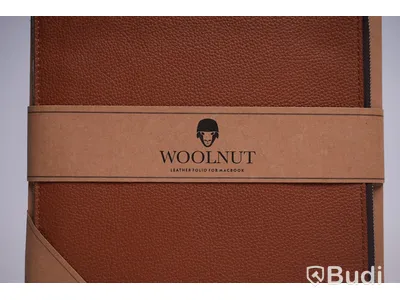 Läderfodral för MACBOOK PRO & MacBook Air / WOOLNUT / 13-INCH